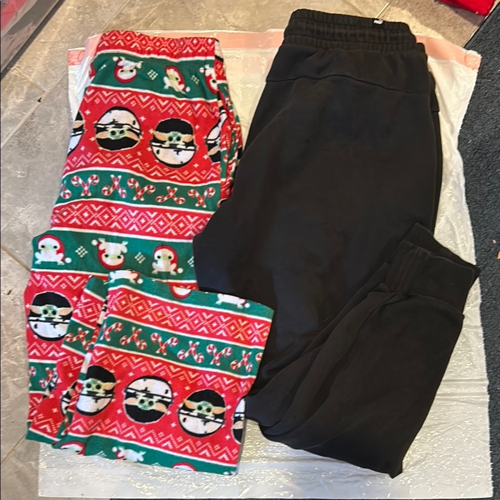 Festive Red and Black Star  Wars Pajama pants L and black Puma Sweatpants
